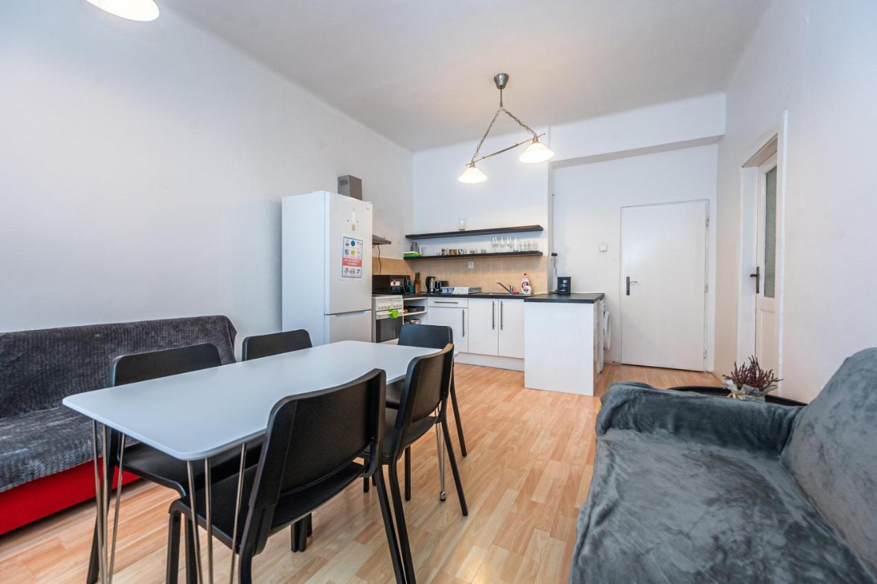 Apartments Safarikova 18 布拉格 外观 照片